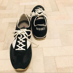 Brooks Sneakers size 11